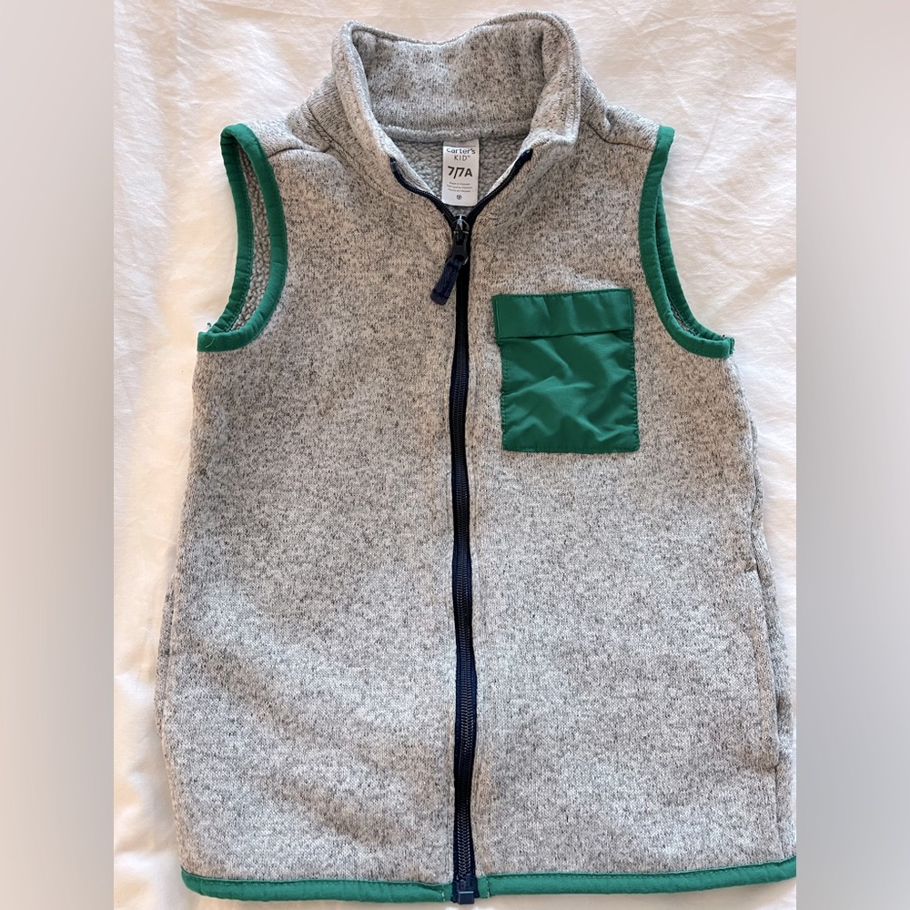 Carters sweater vest size 7